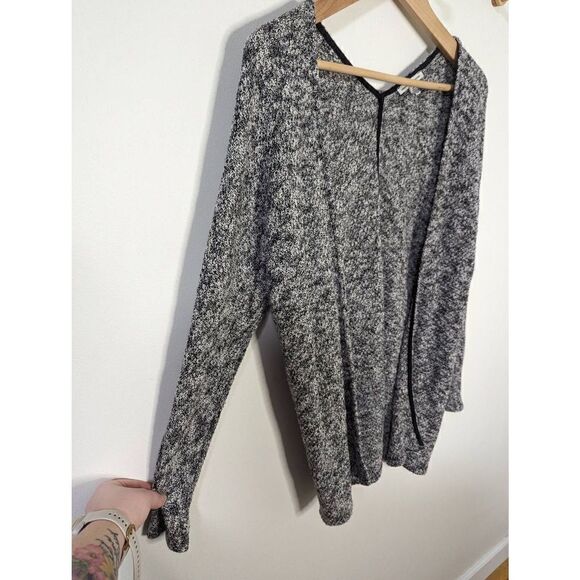 American Eagle Outfitters Black and White Open Front Cardigan Sweater - Size S - Picture 3 of 6